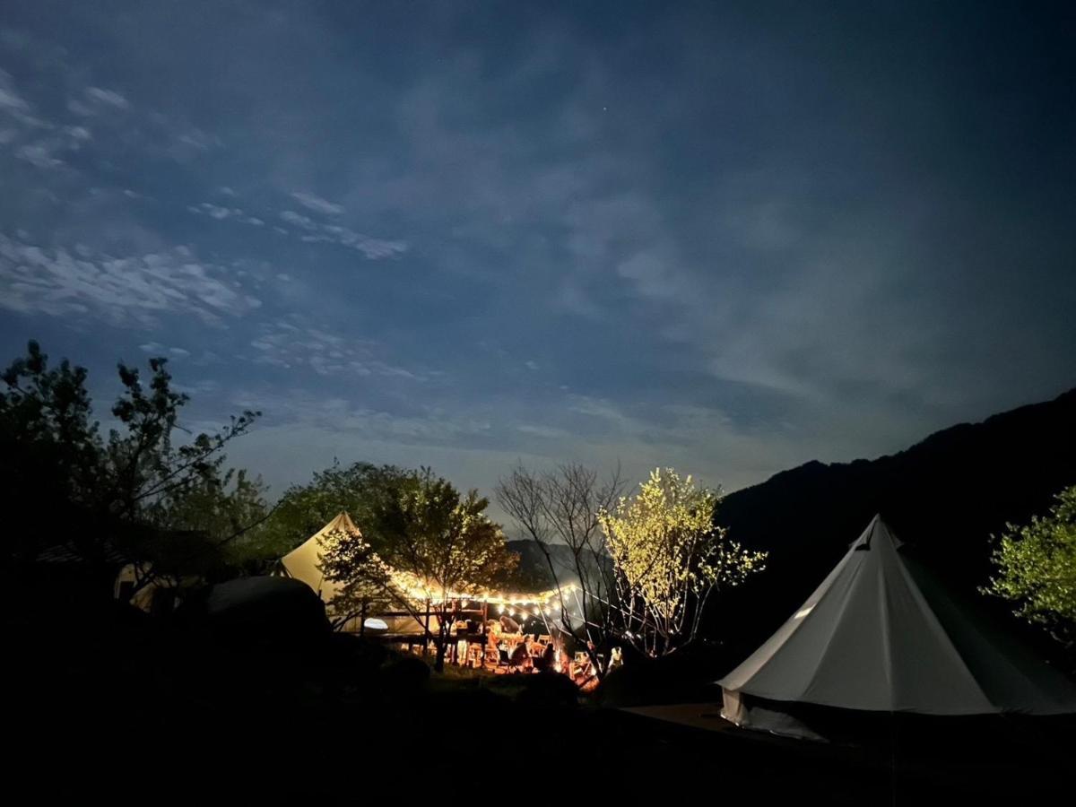 Ties Camp Ground Nagiso Hotel Eksteriør billede